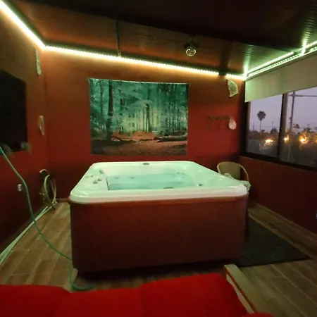 Casa Caperucita 펜션 Ifonche